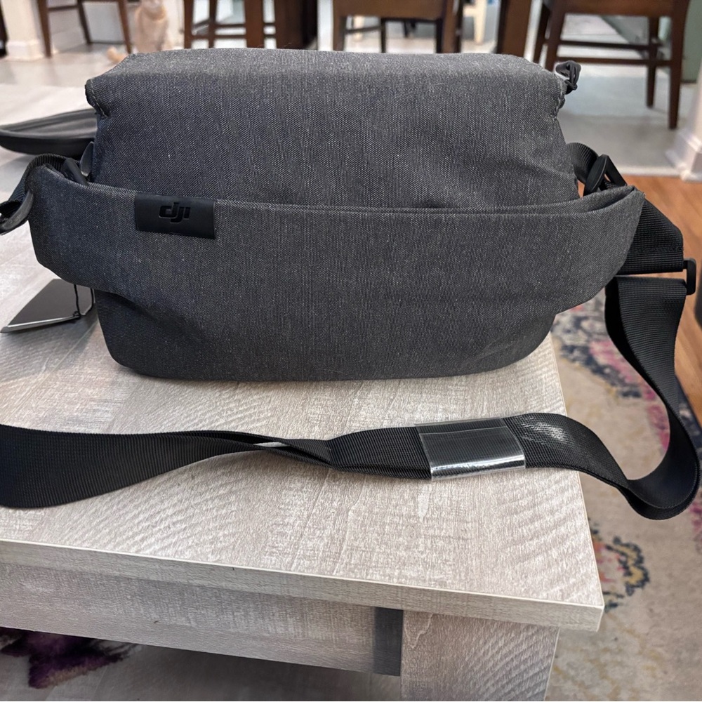 DJI Mavic Air Drone carrying case and acc.